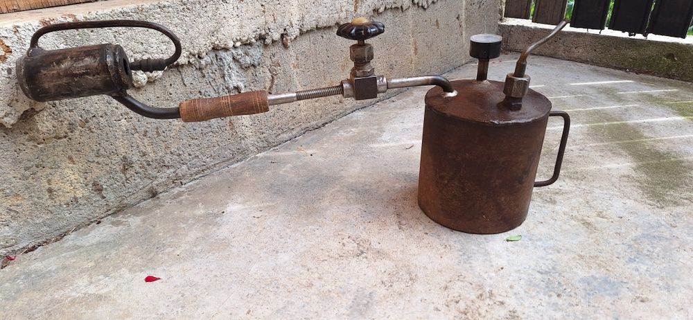 Lampa benzină sau gaz