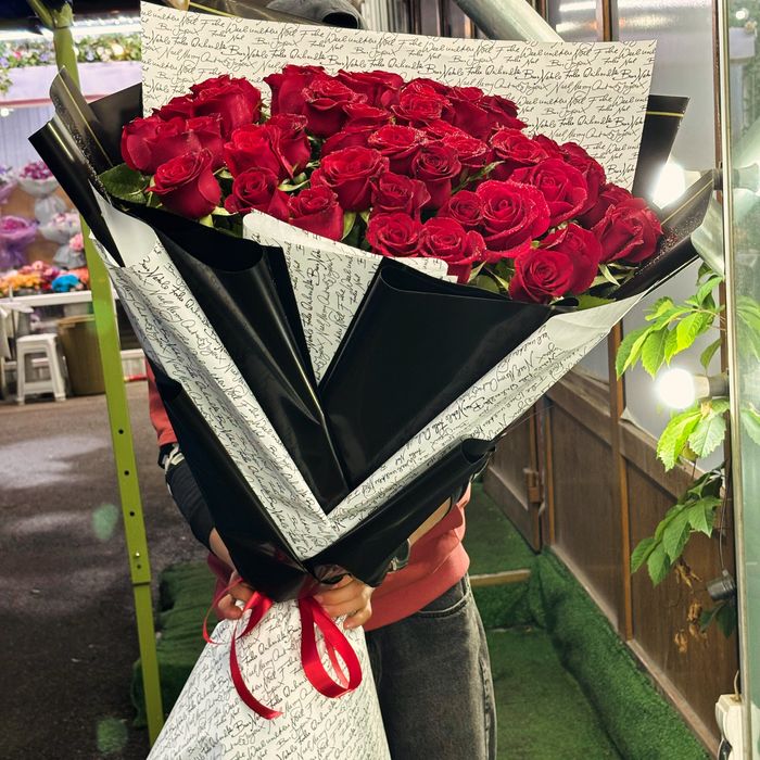 Акци на  розы 70 см