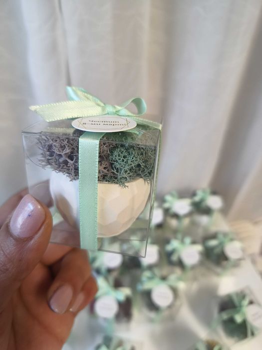 Нежни подаръци за осми март! САМО 2,56€!