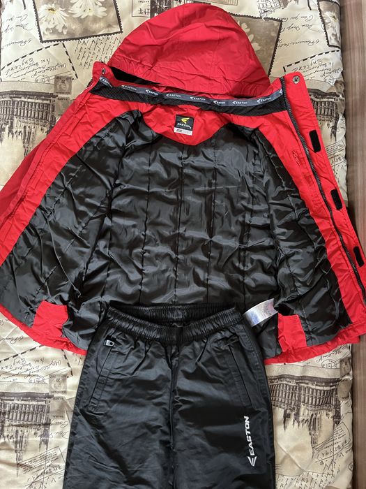 Демисезонный костюм Easton