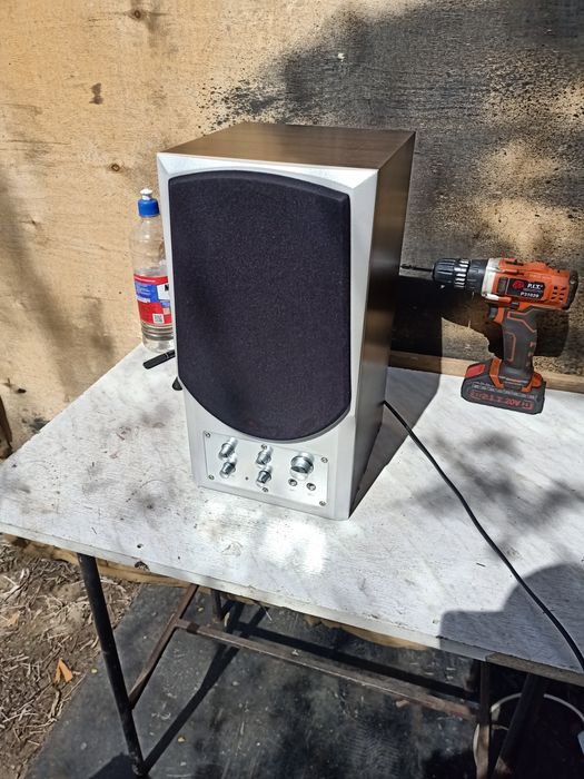 Продам колонку с караоке