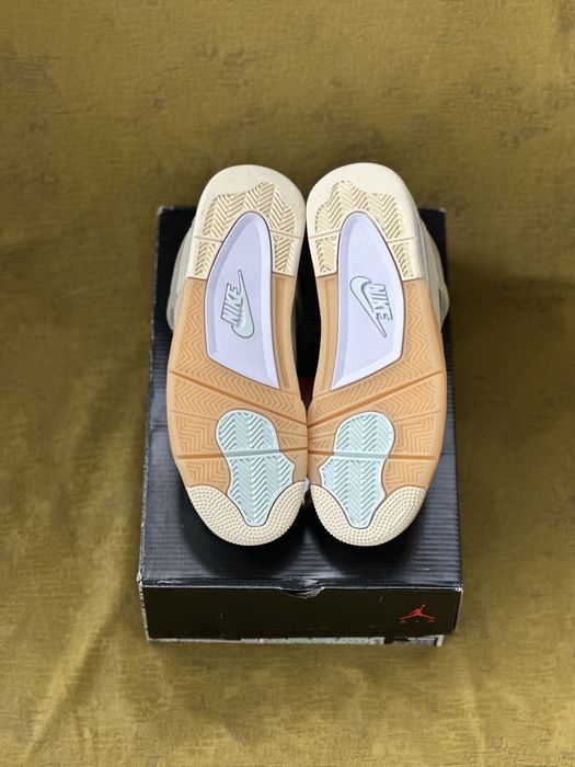 Jordan 4 x Off White 44