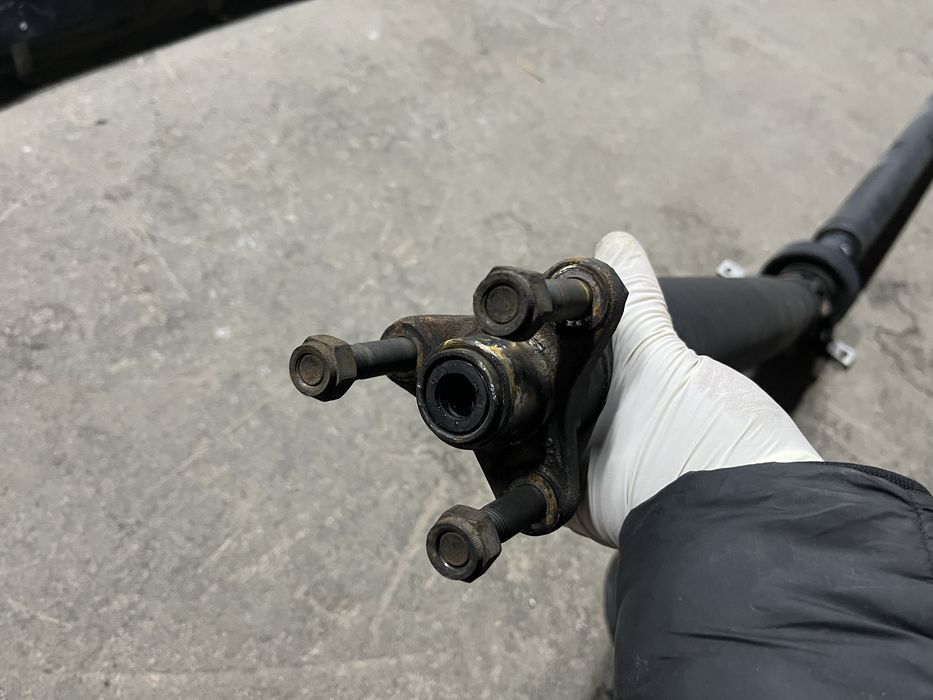 Кардан за BMW E46 316 (M43 Ръчка)