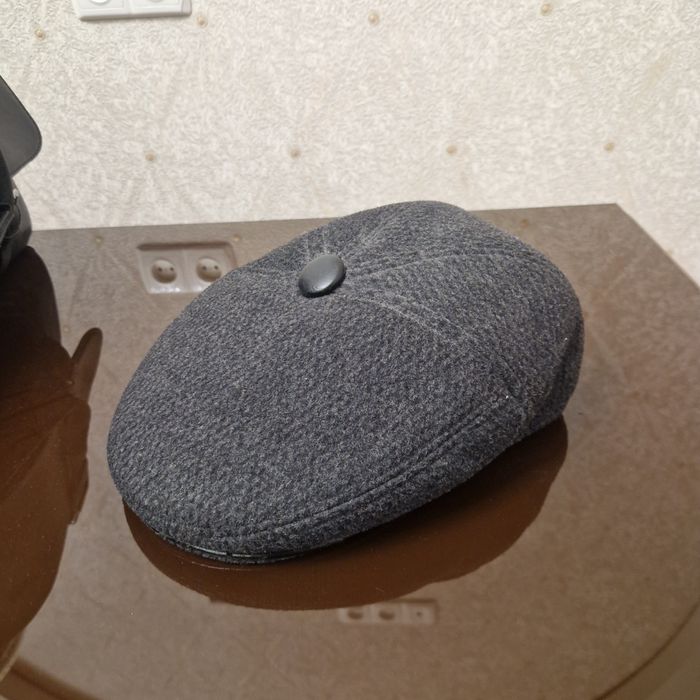 Шапка зимняя, серая