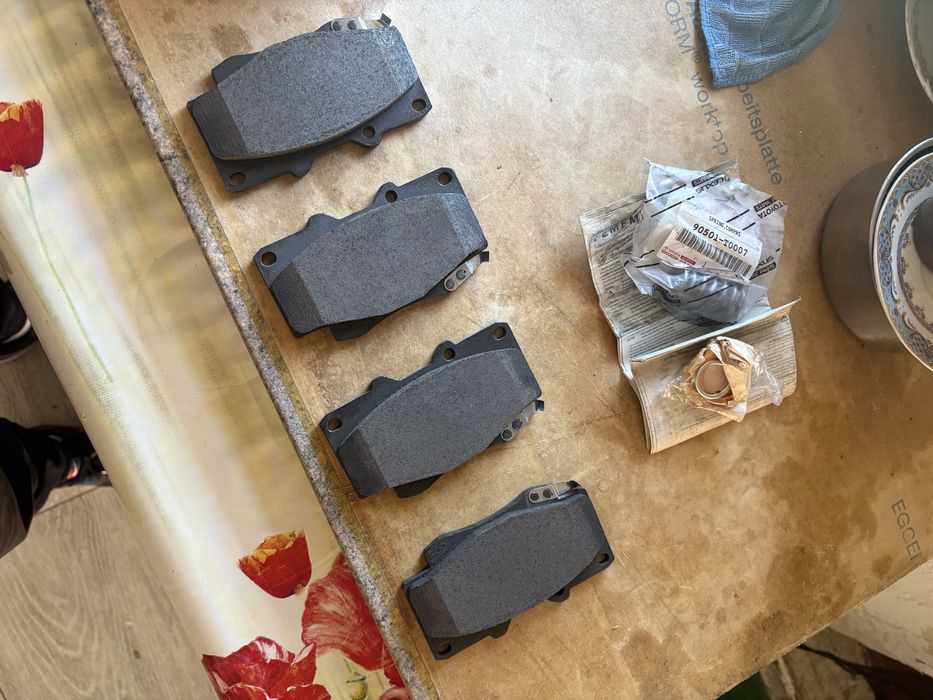 Колодки brembo новые комплект