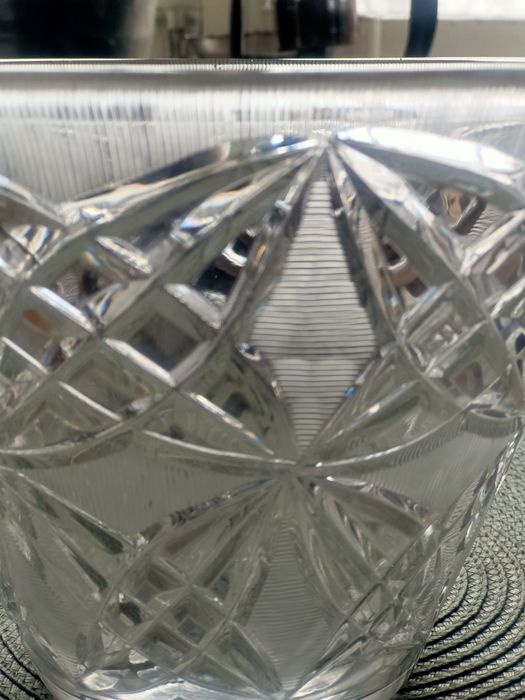 Продам вазу советскую