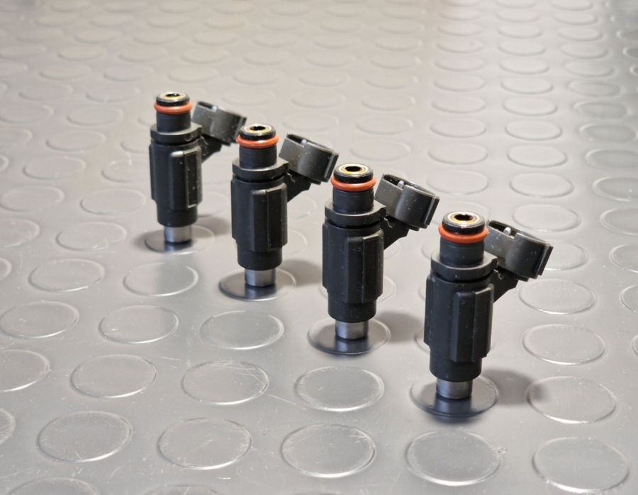 Бензинови инжектори Suzuki GSR600 GSR 600 Сузуки Bosch Перфектни