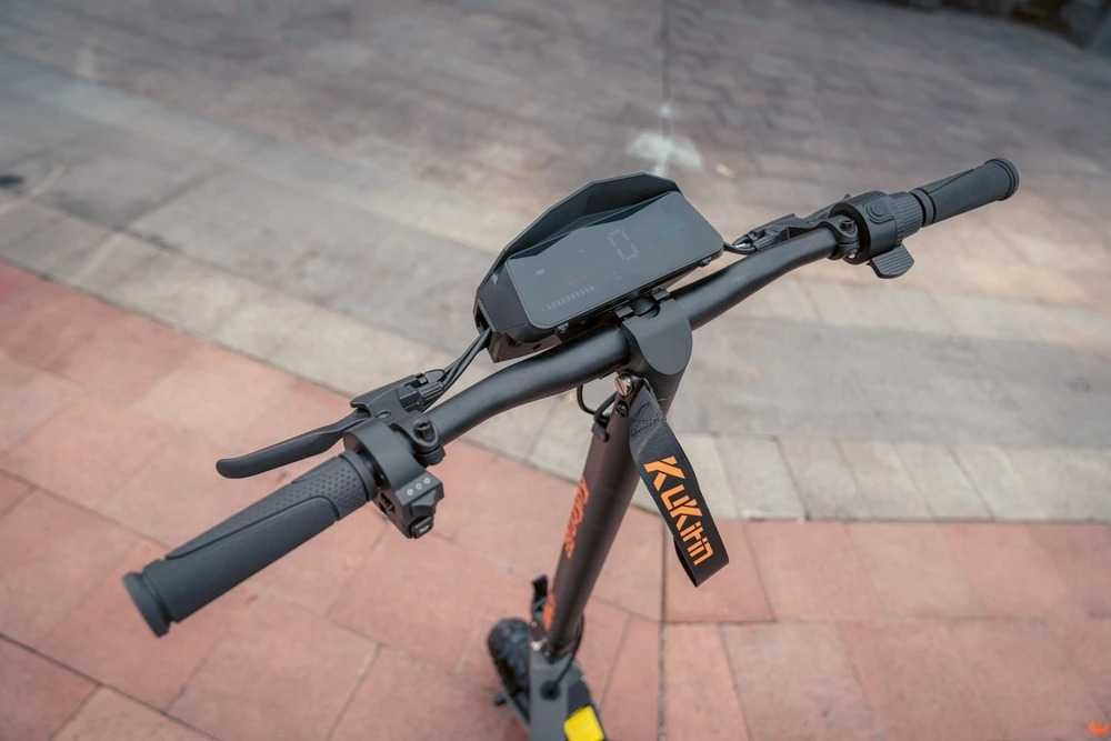 ЧЕРЕН ПЕТЪК! KuKirin G2 800w Електрическа тротинетка 50km/h 55km 2025