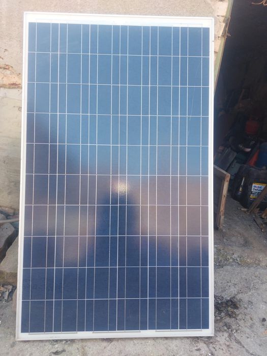 Продавам соларни панели Solar-Fabrik 270W