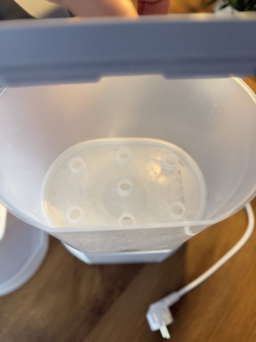 Sterilizator electric si uscator de biberoane Chicco