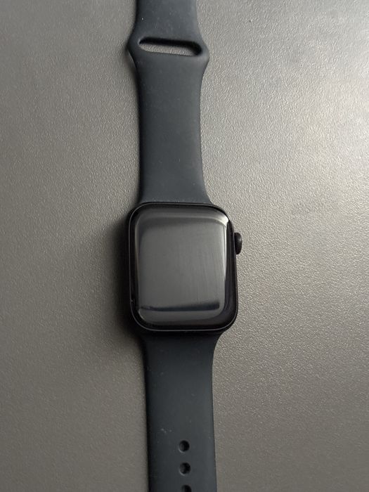 Apple Watch SE Gen 2 midnight 44MM