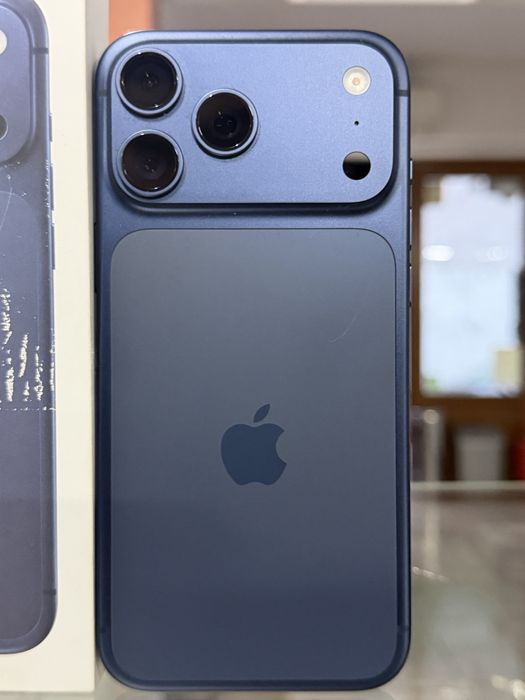 iPhone 17 Pro max, Pret 6300 lei