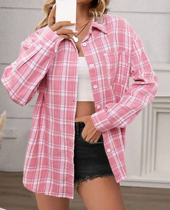 Клетчатая розовая рубашка