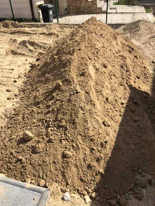 Transport Moloz , mobila veche  , Evacuare moloz