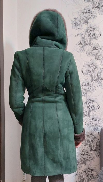 Продам дубленку новая