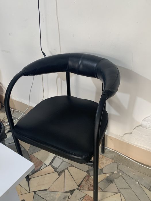 Стул дла офесса салона