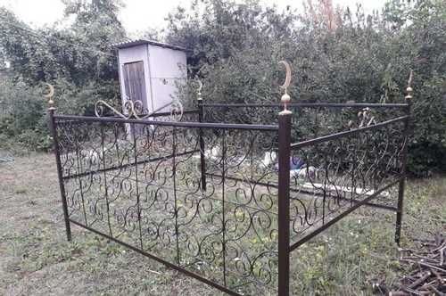 Лавочки, оградки, перила, урны