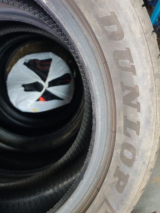 Гуми летни 17" 225/50/17 дот0222 Dunlop sport maxx