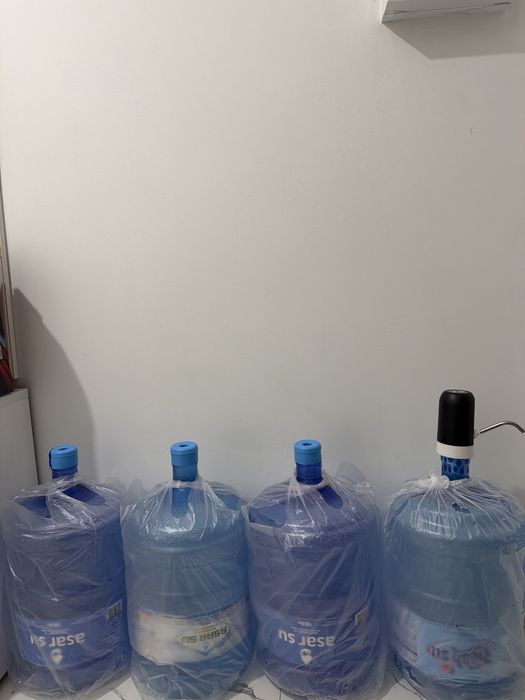 Продам 19 литровые бутылки