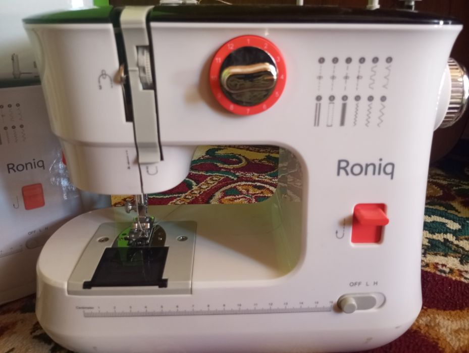 Mini tikuv mashinasi RONIQ