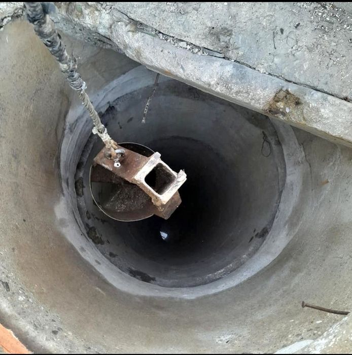 Foraje puturi curatari fantani si prelungiri