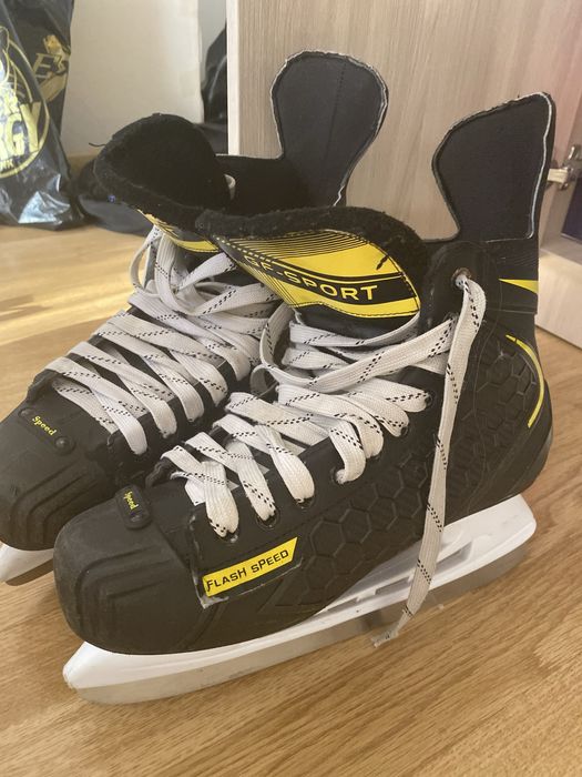 Продается коньки