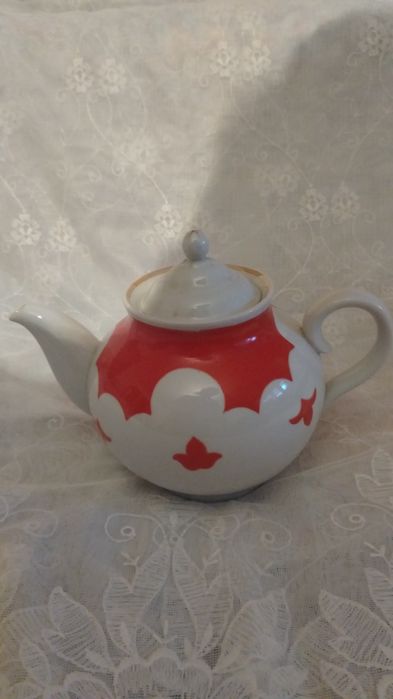 Продам большие. Чайник