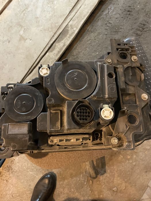 Фара рендж ровер спорт