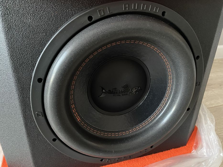 сабвуфер Barracuda от DL Audio