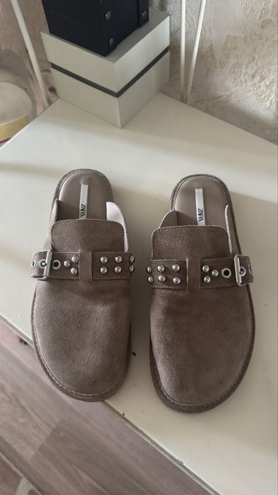 Замшевые мюли Zara размер 37