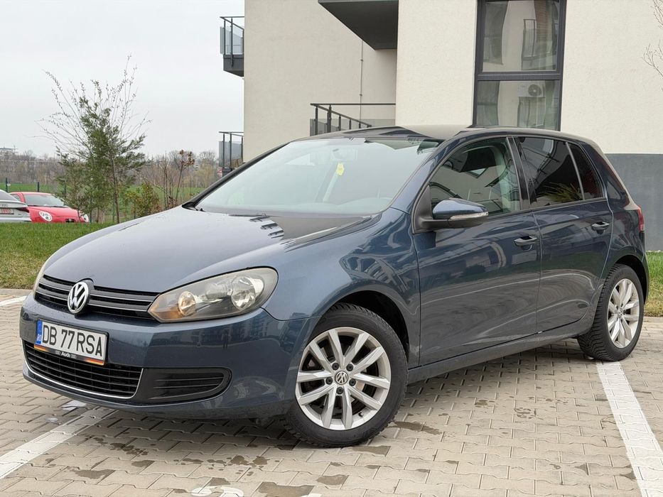 Volkswagen Golf Volkswagen Golf 1.4 MPI 2010 Navi Lumini ambientale Camera marsarier
