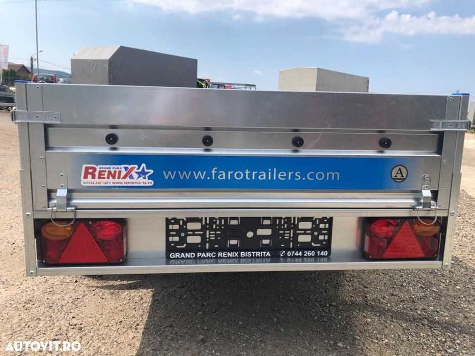 Vand remorca Faro Tractus 220/125/35,masa 750kg,categoria B