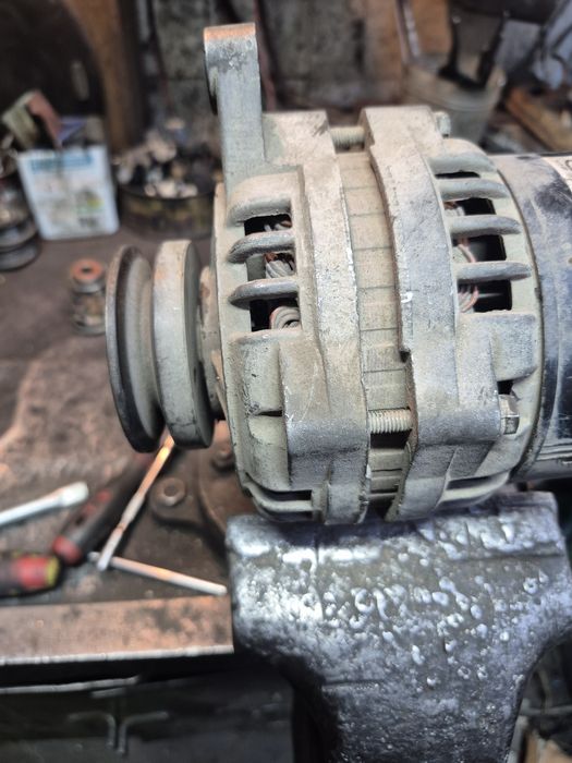 Продам генератор и стартер на Газель