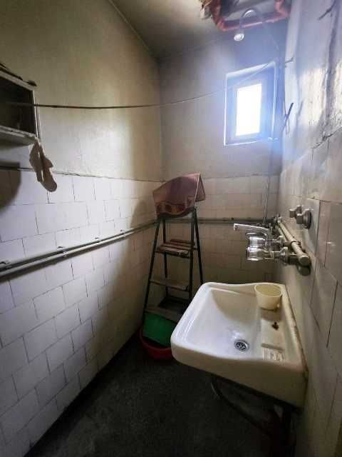 Продава се Тристаен апартамент в Търговище, Център - 78 кв.м за 1047 €/кв.м - Снимка #3