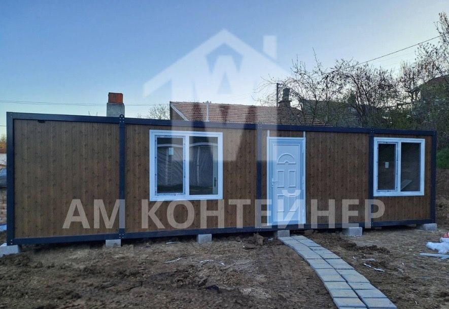 Фургон за живеене с незолатна доставка и монтаж на място