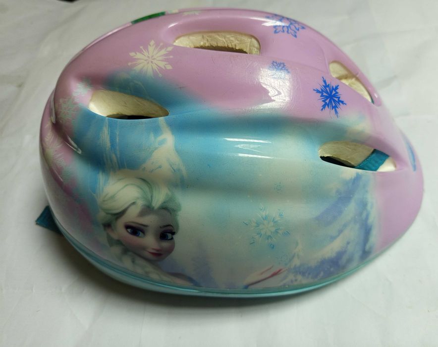 Детска каска FROZEN