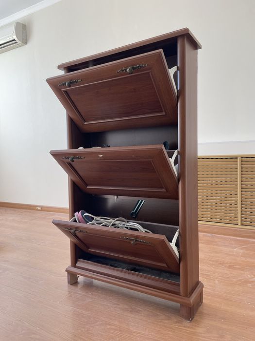 Обувной шкаф деревянный