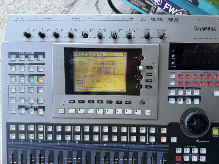 * YAMAHA AW4416 профессиональный микшер с HDD в хорошем состоянии