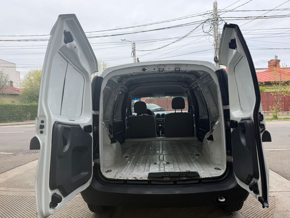 Daci Logan Van 2010 1.5dCi 85CP A/C