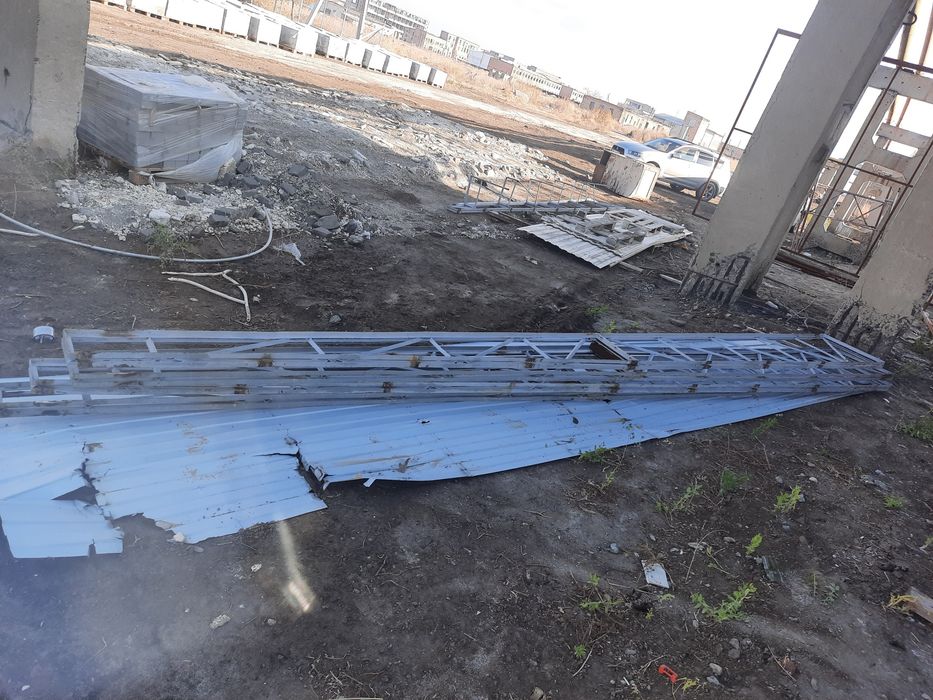 Металлическая ферма для навеса и крлвли