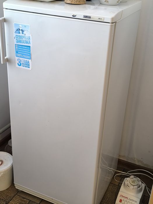 Продам холодильник