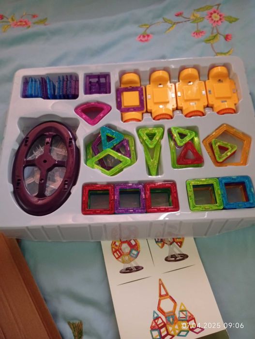 Магнитный конструктор новый