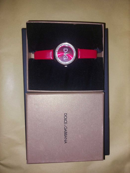 Ceas deosebit rosu Dolce & gabbana in cutie cadou