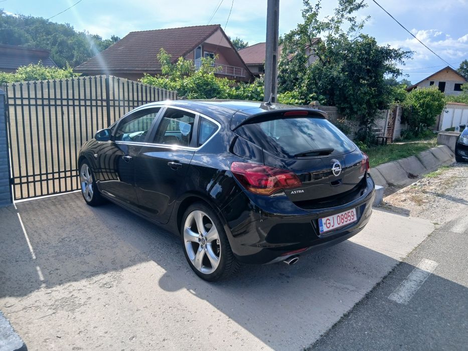 OPEL Astra 2011 — imagine 3