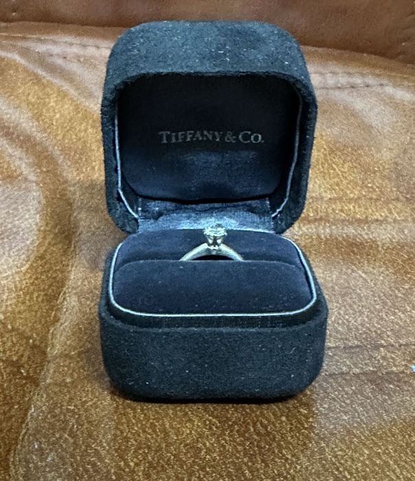 tiffany solitaire inel din platina  PT 950 cu diamant 0,40 carate KJ