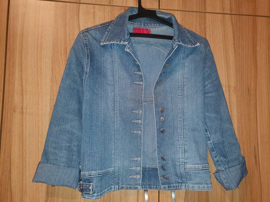 Дамско дънкено яке - S размер