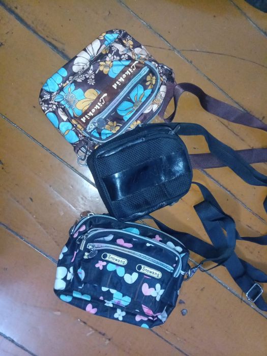 Продам сумки барсетки через плечо