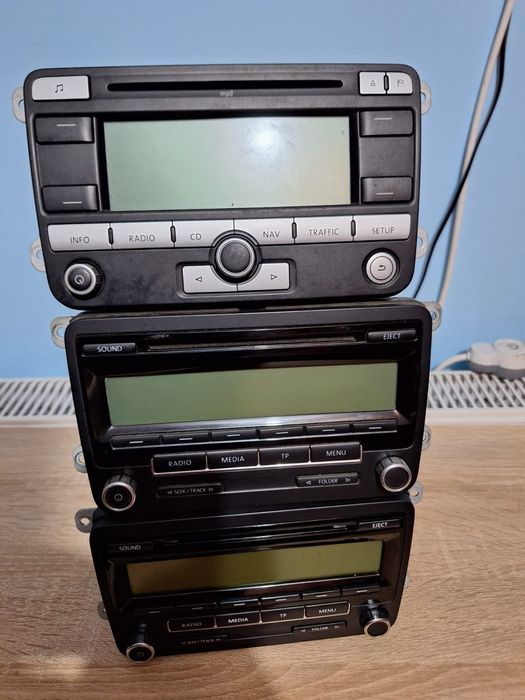 Vand Radio Cd original pt Volkswagen (passat tiguan golf jeta)