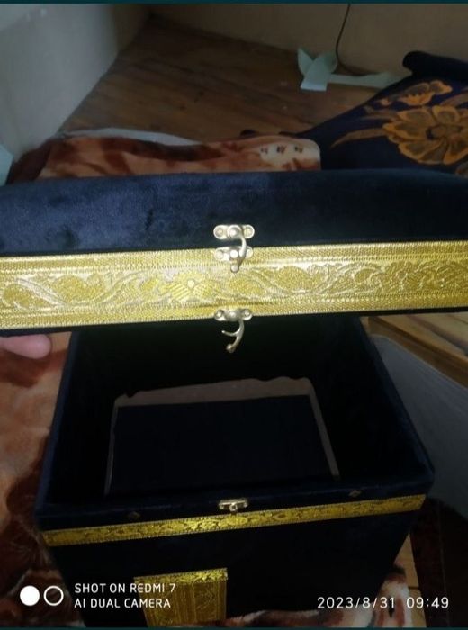 Quticha cotiladi holati yaxshi bir oy ishlatilgan.kelishamiz