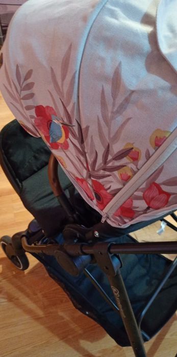 Căruciorul Kinderkraft pentru copii